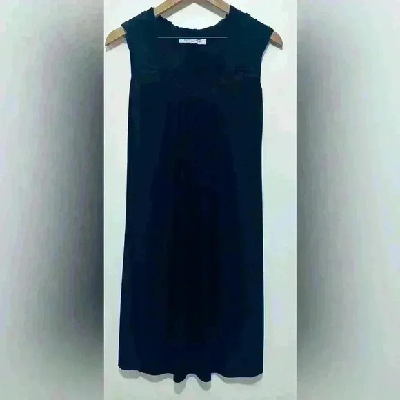 Evan Picone Dresses & Skirts - Evan-Picone Simple Little Black Dress, Scoop Neck, Sleeveless, Women’s Size 4